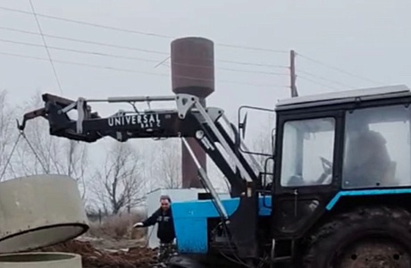 В селе Ключи капитально отремонтировали водозаборный узел и артезианскую скважину В селе Ключи капитально отремонтировали водозаборный узел и артезианскую скважину